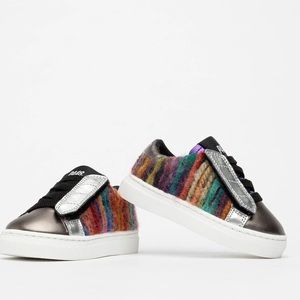 P448 John Baby Vegan Multi 23